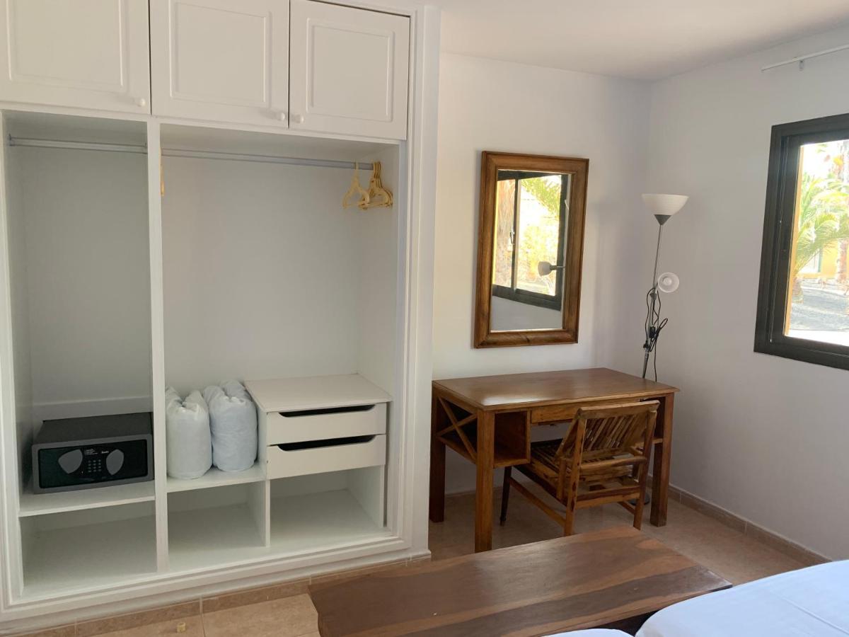 Apartamentos Corralejo Playa Oasis エクステリア 写真