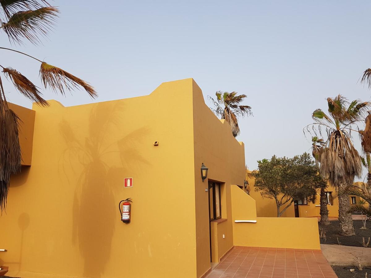 Apartamentos Corralejo Playa Oasis エクステリア 写真