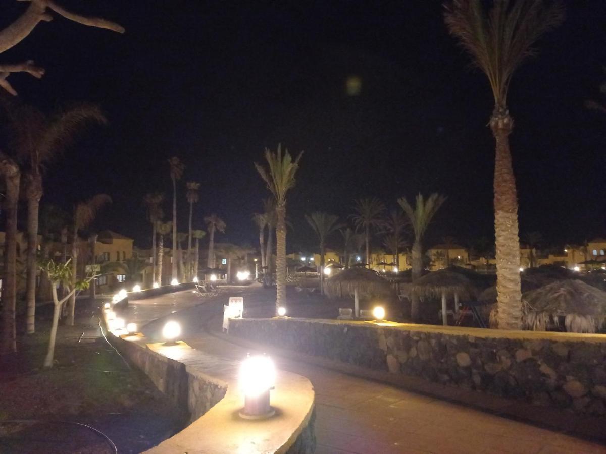 Apartamentos Corralejo Playa Oasis エクステリア 写真