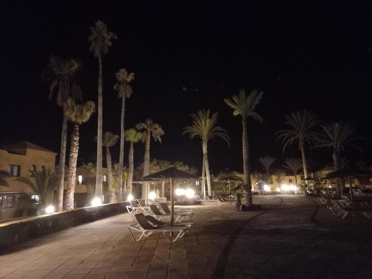 Apartamentos Corralejo Playa Oasis エクステリア 写真